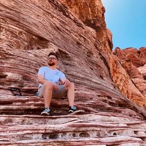 Meet your Posher, Zach